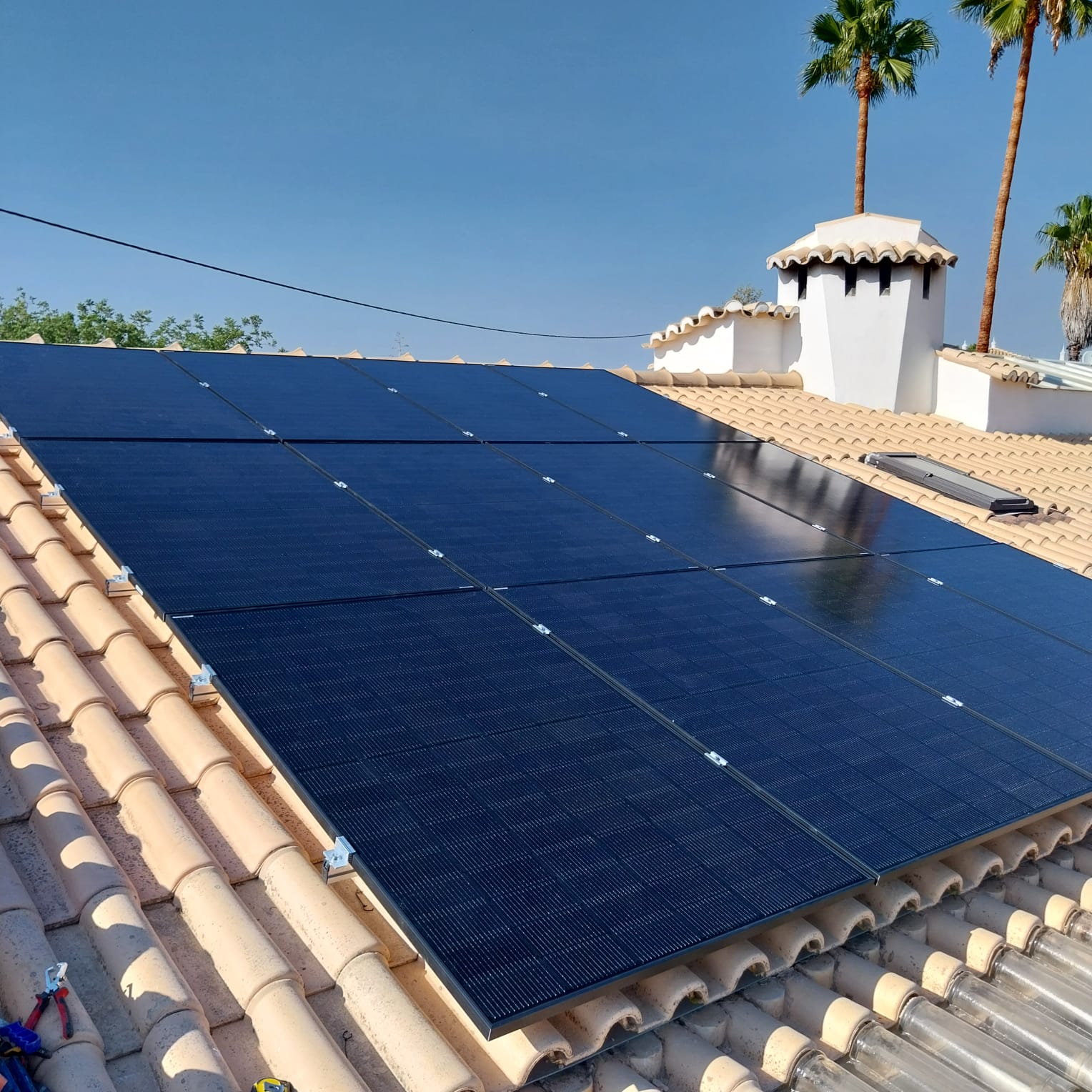 installatie zonnepanelen