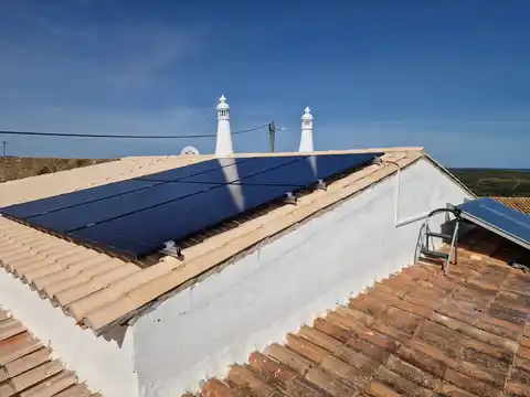 solar panels in Algarve