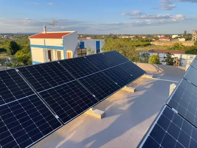 solar panels in Paderne